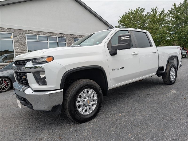 Used 2022 Chevrolet Silverado 2500 LT w/ Fleet Comfort Package AWD/4WD image 1