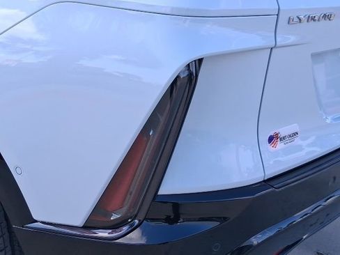 New 2026 Cadillac Lyriq Sport image 8