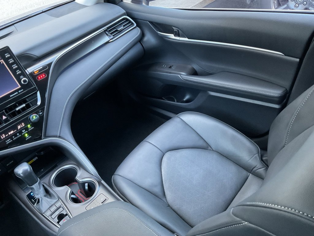 Used 2023 Toyota Camry XSE FWD image 17