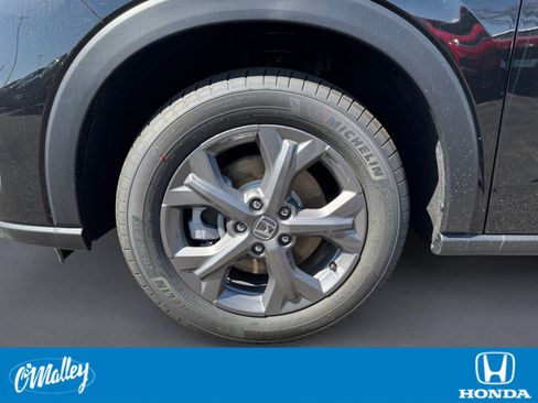 New 2026 Honda HR-V LX image 9