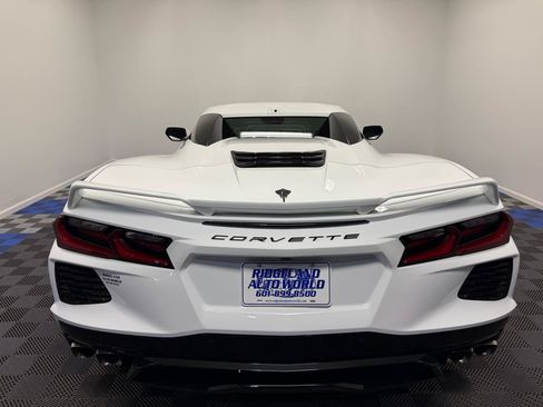Used 2022 Chevrolet Corvette Stingray Premium Conv w/ Z51 Performance Package RWD image 29
