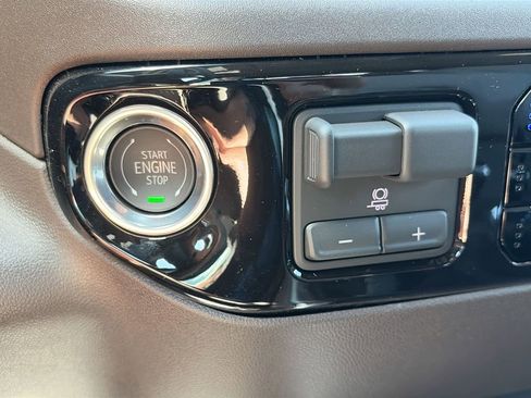 New 2026 GMC Sierra 1500 SLT w/ SLT Premium Plus Package image 25