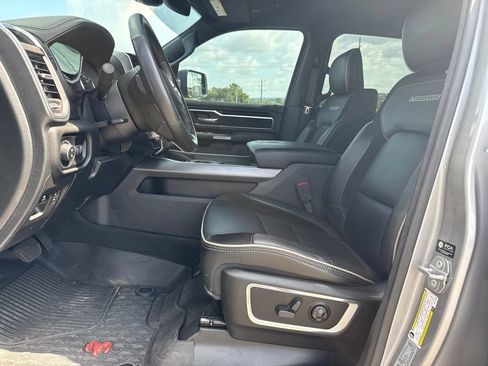 Used 2021 RAM 1500 Laramie AWD/4WD image 6