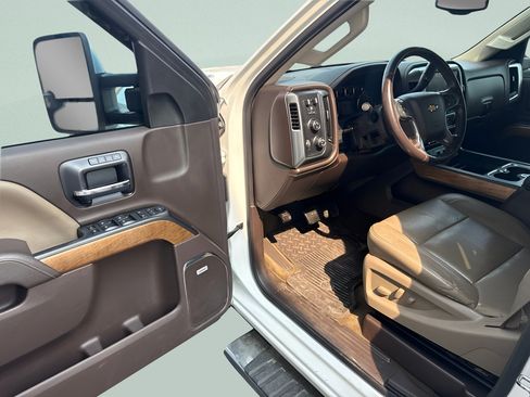 Used 2015 Chevrolet Silverado 2500 LTZ w/ Duramax Plus Package AWD/4WD image 11