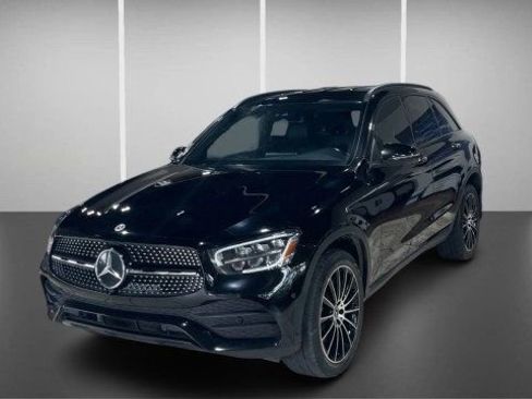 Used 2022 Mercedes-Benz GLC 300 image 3