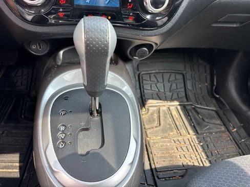 Used 2015 Nissan Juke SV w/ Technology Package AWD/4WD image 16