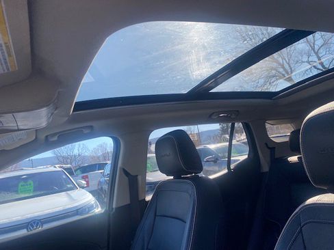 Used 2020 GMC Terrain Denali w/ Denali Premium Package image 8