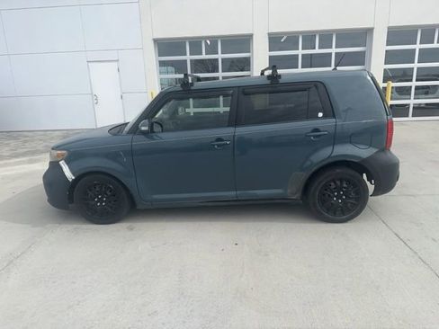Used 2008 Scion xB Base image 6