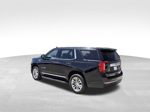 Used 2024 GMC Yukon SLT image 3