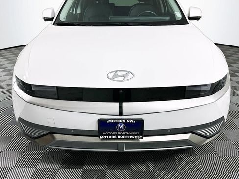 Used 2024 Hyundai Ioniq 5 Limited image 2