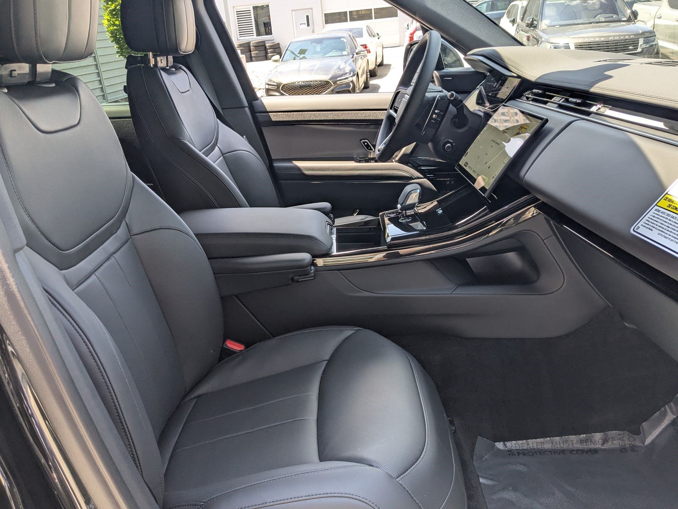 New 2026 Land Rover Range Rover Sport Dynamic SE AWD/4WD image 33