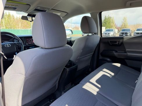 Used 2021 Toyota Tacoma SR image 30