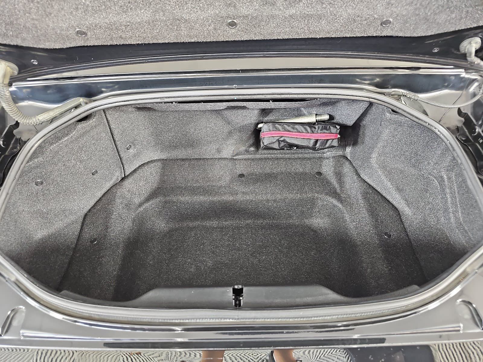 Used 2018 FIAT 124 Spider Classica w/ Technology & Siriusxm Group RWD image 11