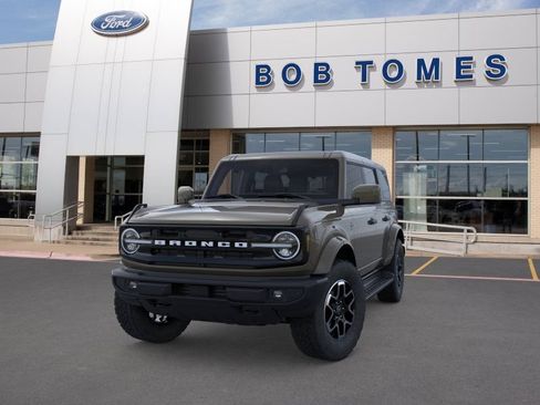 New 2026 Ford Bronco Outer Banks AWD/4WD image 2