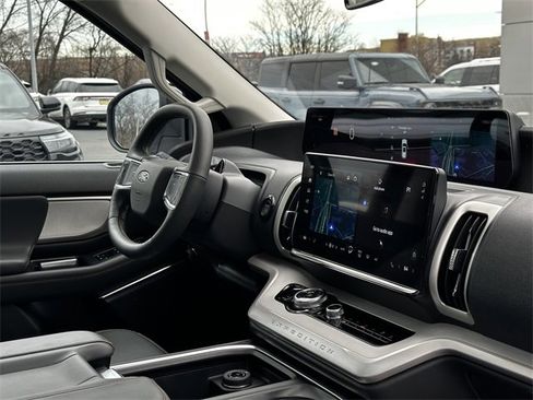 Certified 2025 Ford Expedition Max Active image 35