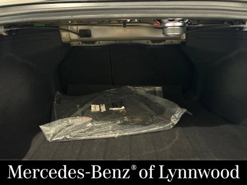 Used 2024 Hyundai Elantra Limited FWD image 29