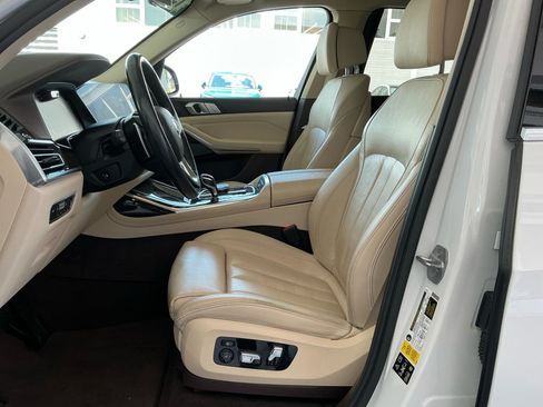 Used 2019 BMW X7 xDrive50i w/ Premium Package AWD/4WD image 34