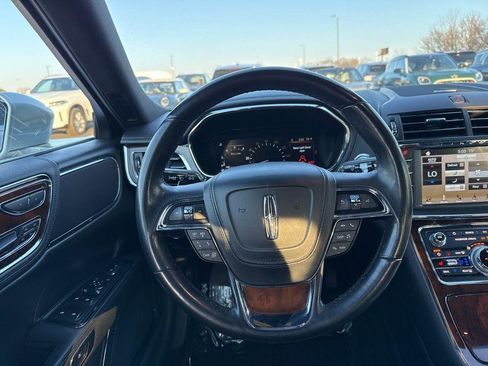Used 2017 Lincoln Continental Reserve w/ Technology Package image 14
