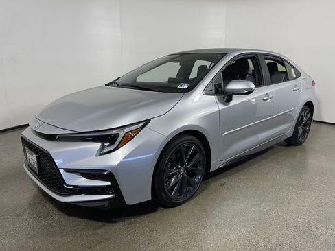 Certified 2026 Toyota Corolla SE w/ Carpet Mat Package (TMS) image 7