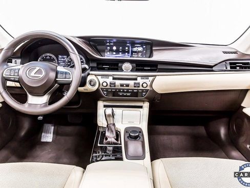 Used 2016 Lexus ES 350 w/ Accessory Package image 18