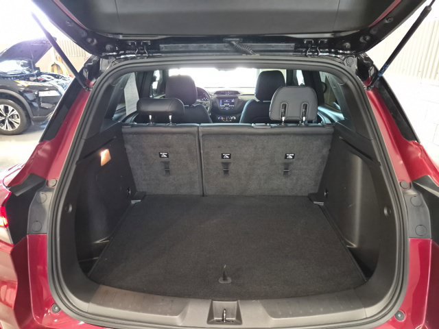 Used 2022 Chevrolet TrailBlazer RS FWD image 20