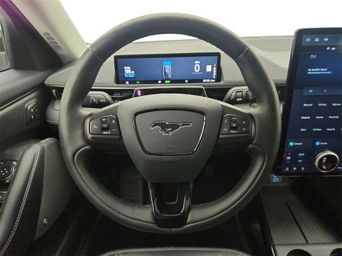 Used 2021 Ford Mustang Mach-E Premium image 15