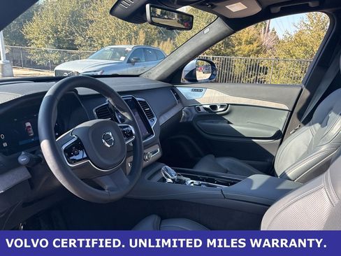 Certified 2024 Volvo XC90 B6 Ultimate w/ Lounge Package image 19
