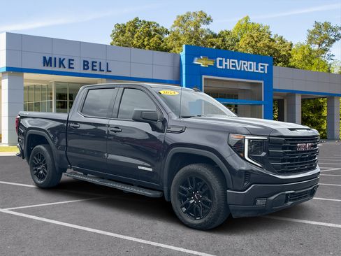 Used 2024 GMC Sierra 1500 Elevation AWD/4WD image 1