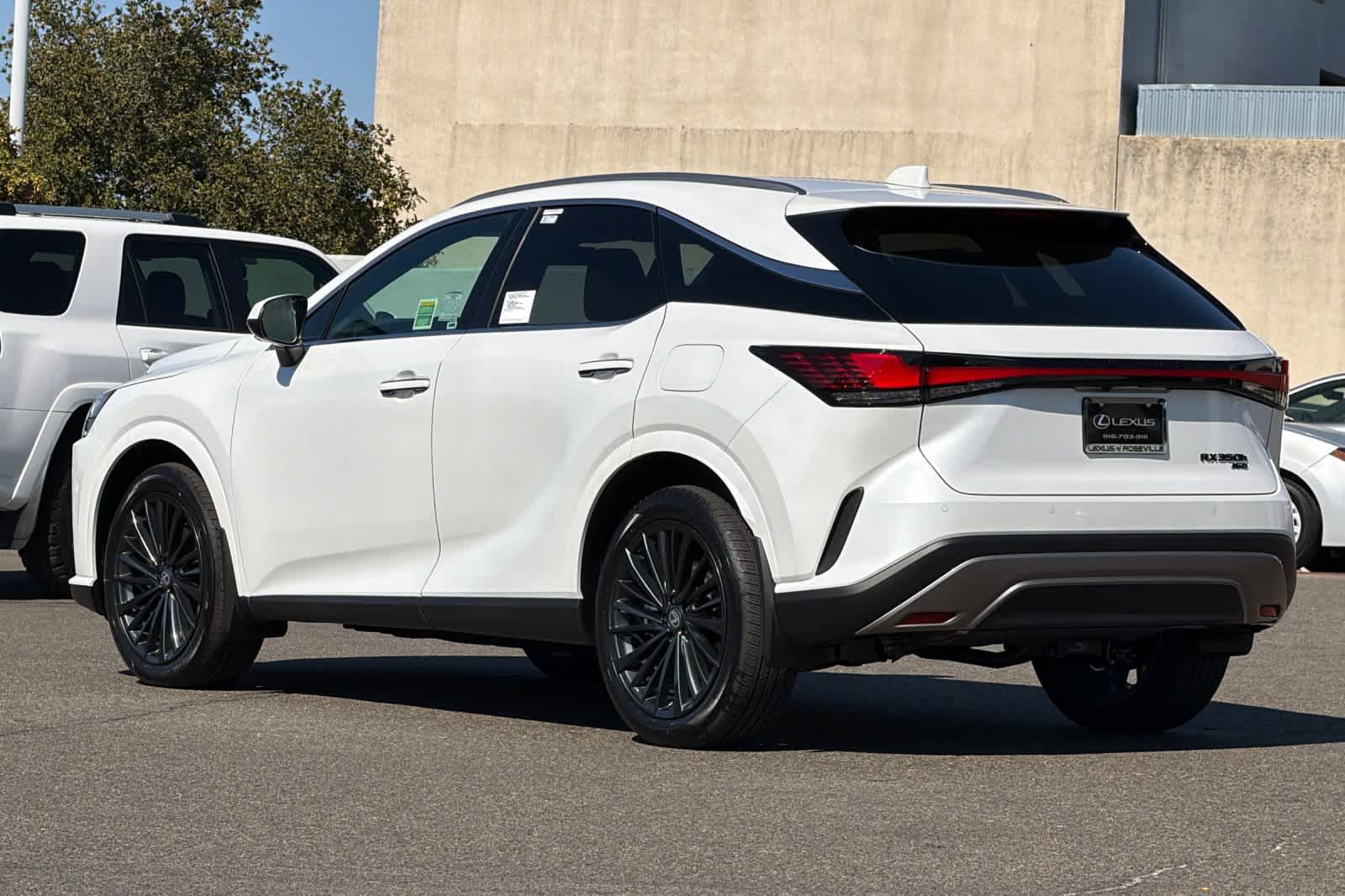 New 2026 Lexus RX 350h AWD/4WD image 7