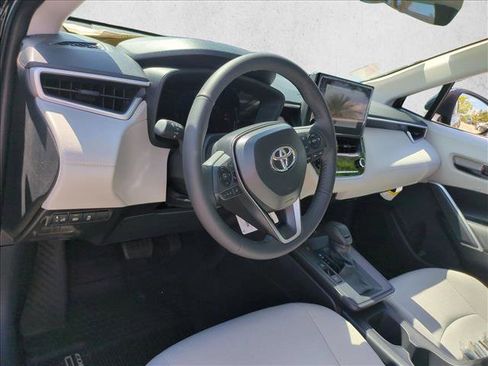 New 2026 Toyota Corolla Cross LE FWD image 3