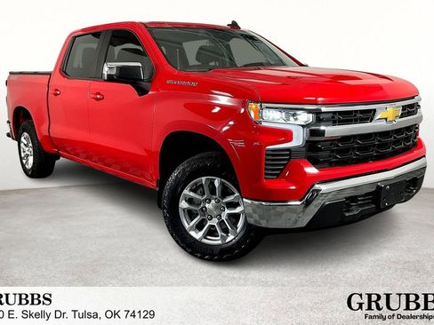 Used 2024 Chevrolet Silverado 1500 LT image 1