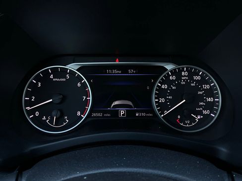 Used 2025 Nissan Sentra SV image 34