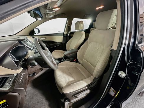 Used 2017 Hyundai Santa Fe Sport FWD image 13
