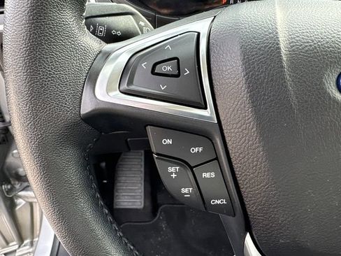 Used 2022 Ford Edge SEL w/ Convenience Package AWD/4WD image 19