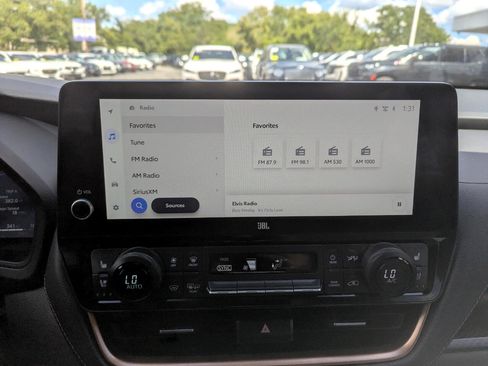 Used 2024 Toyota Grand Highlander AWD Hybrid image 24