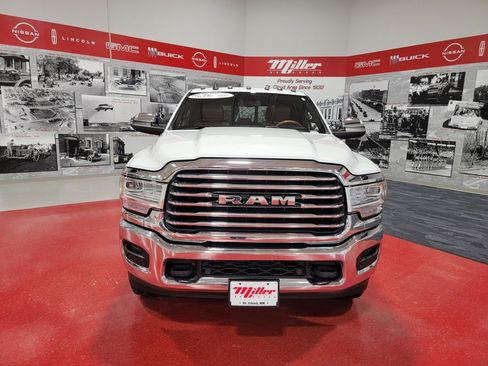 Used 2019 RAM 3500 Limited image 11