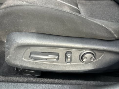 Certified 2023 Honda Accord Sport image 9