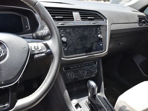 Used 2021 Volkswagen Tiguan S FWD image 8