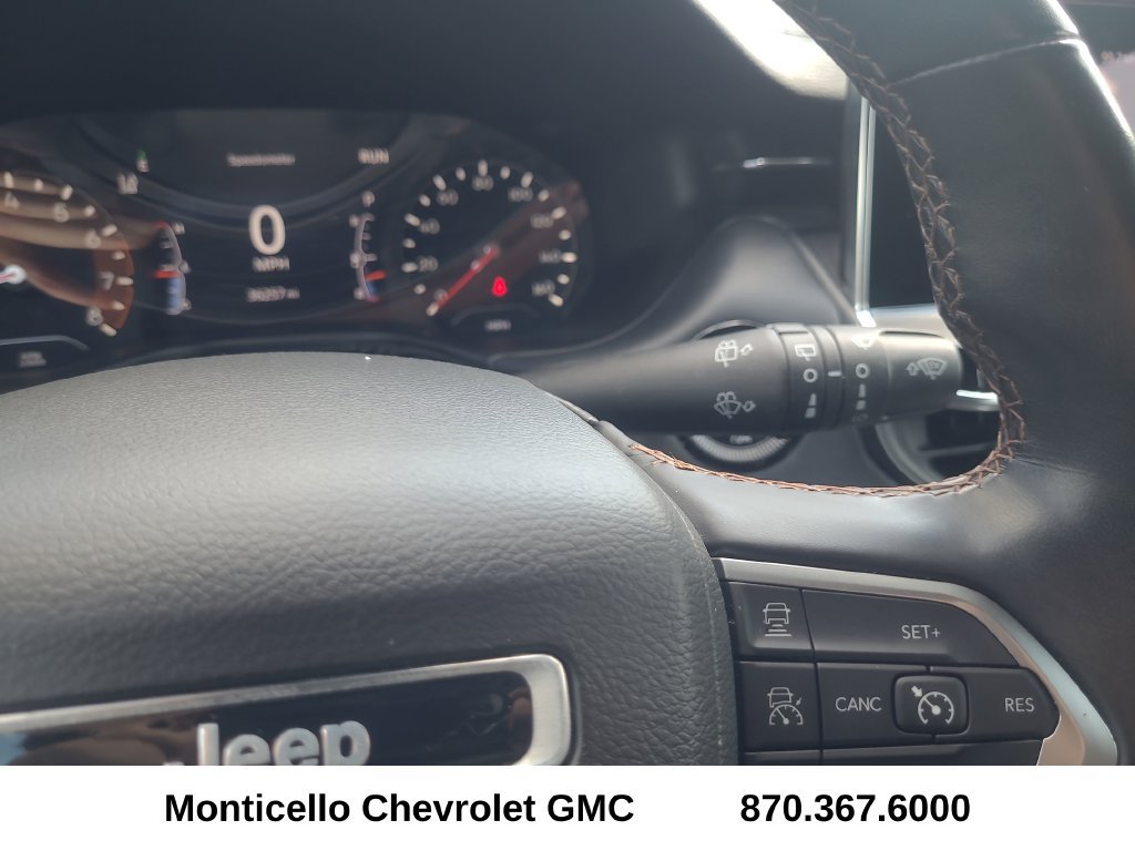 Used 2022 Jeep Compass Limited AWD/4WD image 17