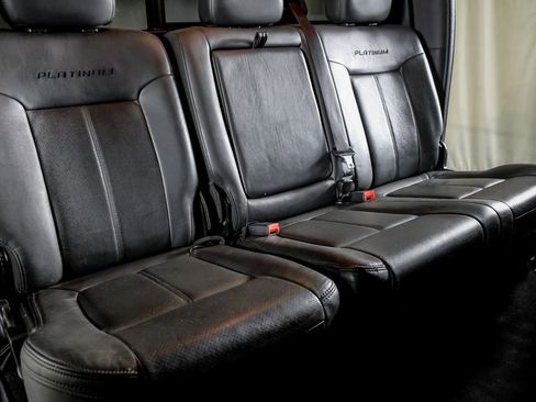 Used 2016 Ford F250 Platinum w/ FX4 Off-Road Package image 30