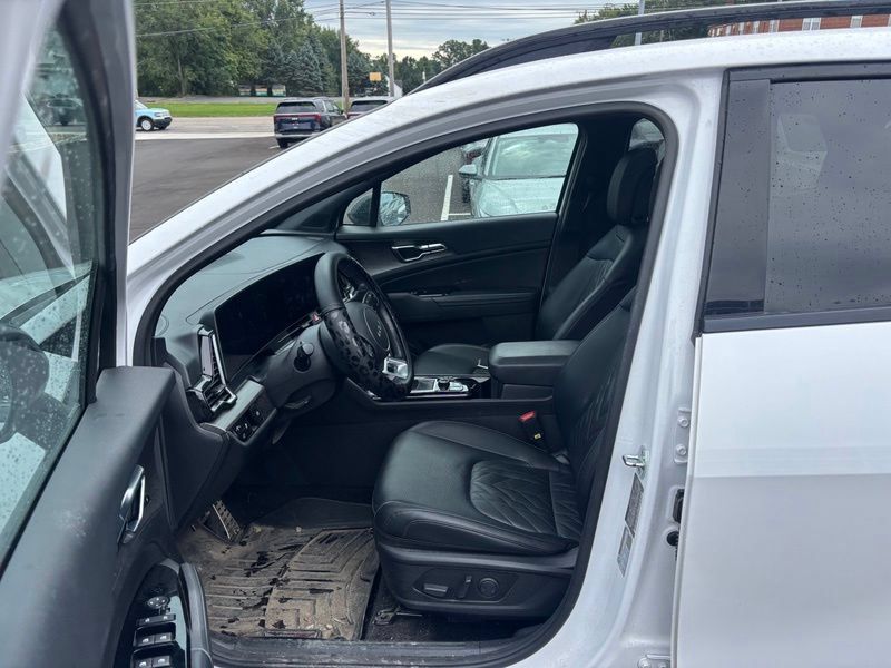Certified 2023 Kia Sportage X-Pro AWD/4WD image 9