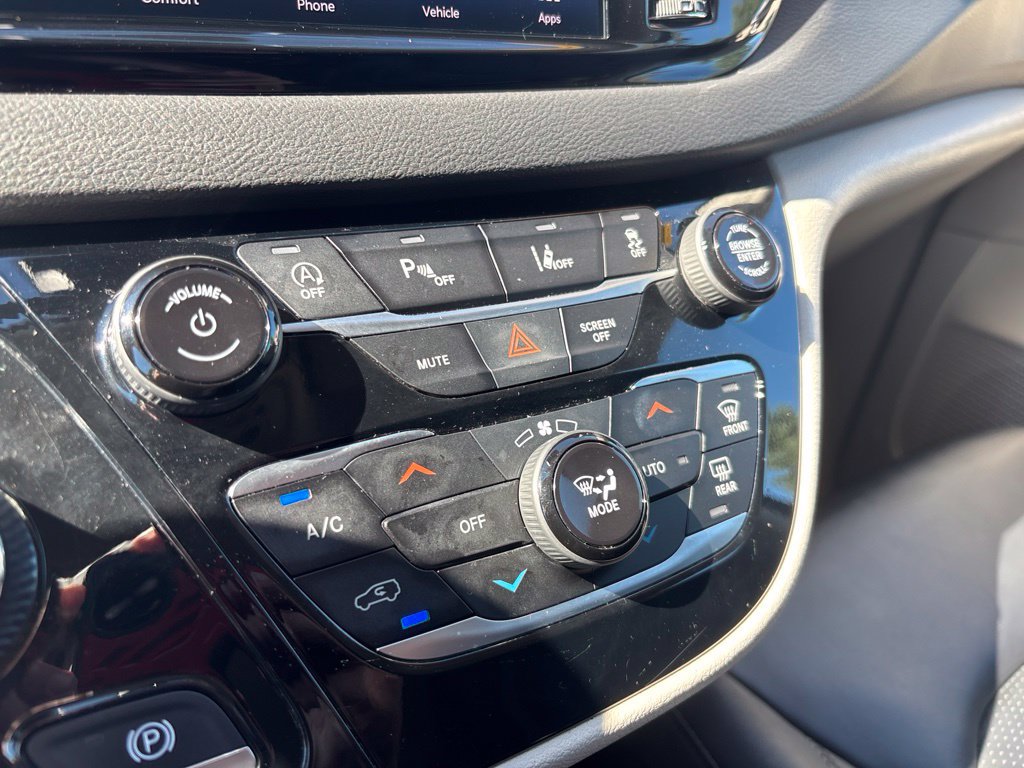 Used 2024 Chrysler Pacifica Touring-L FWD image 28