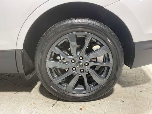 Used 2023 Chevrolet Equinox RS w/ LPO, Floor Liner Package AWD/4WD image 8