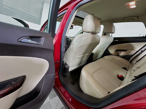 Used 2015 Buick Verano Leather w/ Experience Buick Package FWD image 17