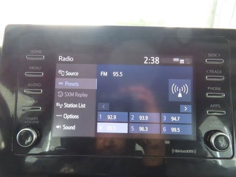 Used 2023 Toyota Camry LE FWD image 18