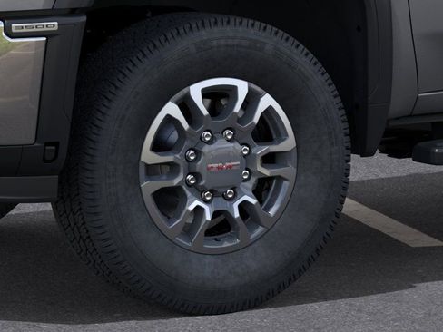 New 2026 GMC Sierra 3500 SLE AWD/4WD image 9