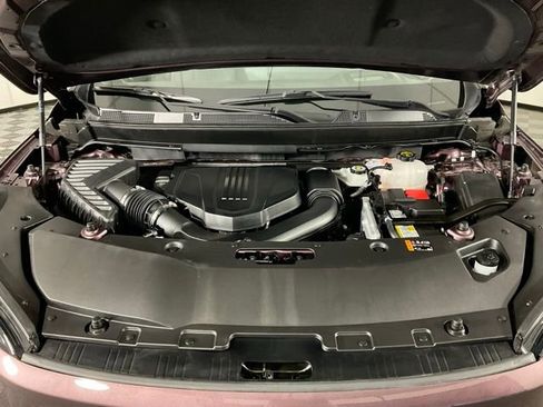 Used 2025 Buick Enclave Avenir w/ LPO, All-Weather Package image 43