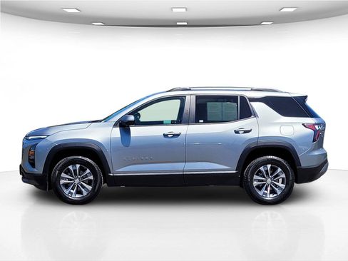 Used 2025 Chevrolet Equinox LT w/ Convenience Package II AWD/4WD image 10