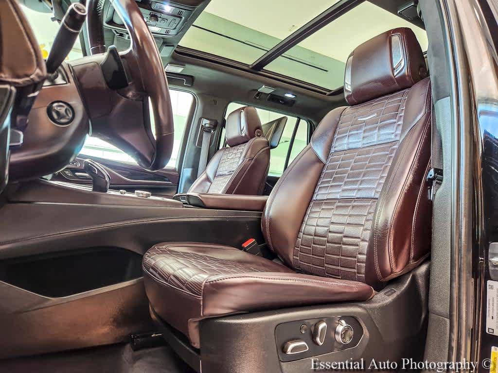 Used 2021 Cadillac Escalade Premium Luxury Platinum w/ LPO, Floor Liner Package AWD/4WD image 9