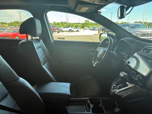 Used 2018 Honda CR-V Touring image 11